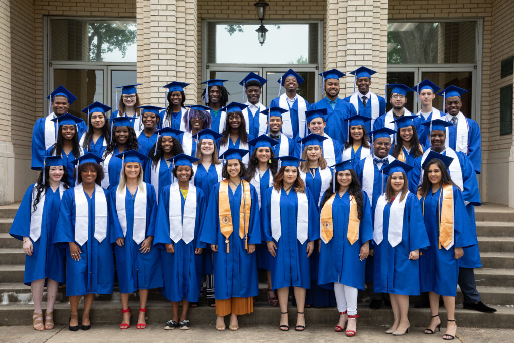 Graduating with Honors at Kilgore College