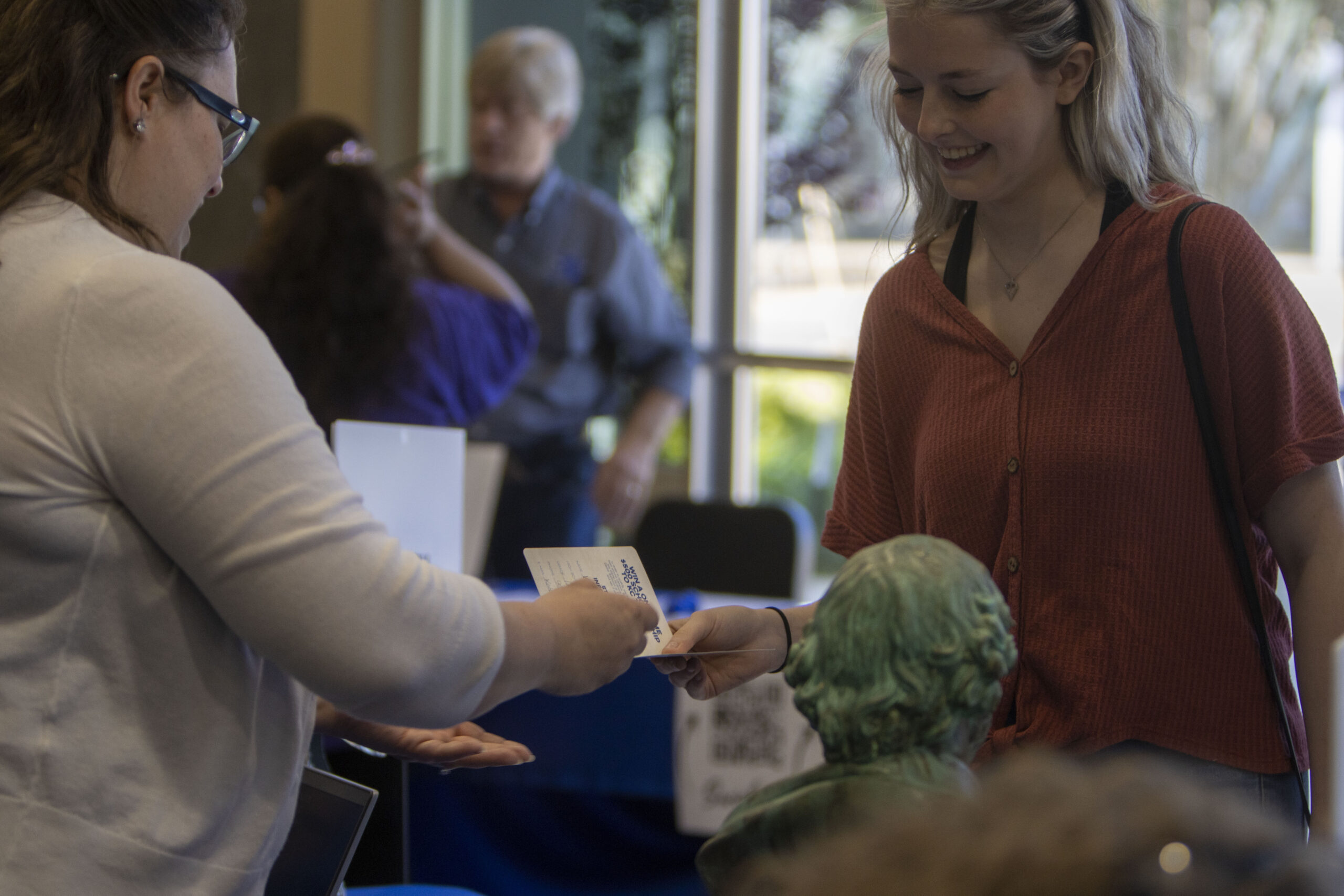 Student signing up at Kilgore College