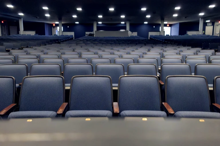 W-DODSON-FRONT-ROW